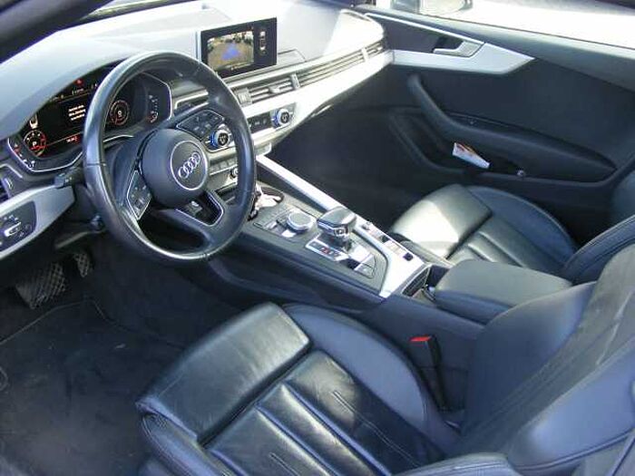 Audi A5 Cabrio Diesel 40 TDI quattro S tronic sport