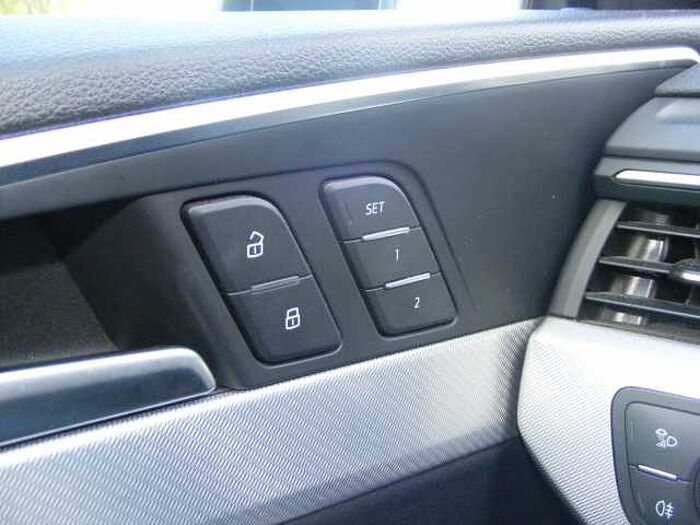 Audi A5 Cabrio Diesel 40 TDI quattro S tronic sport